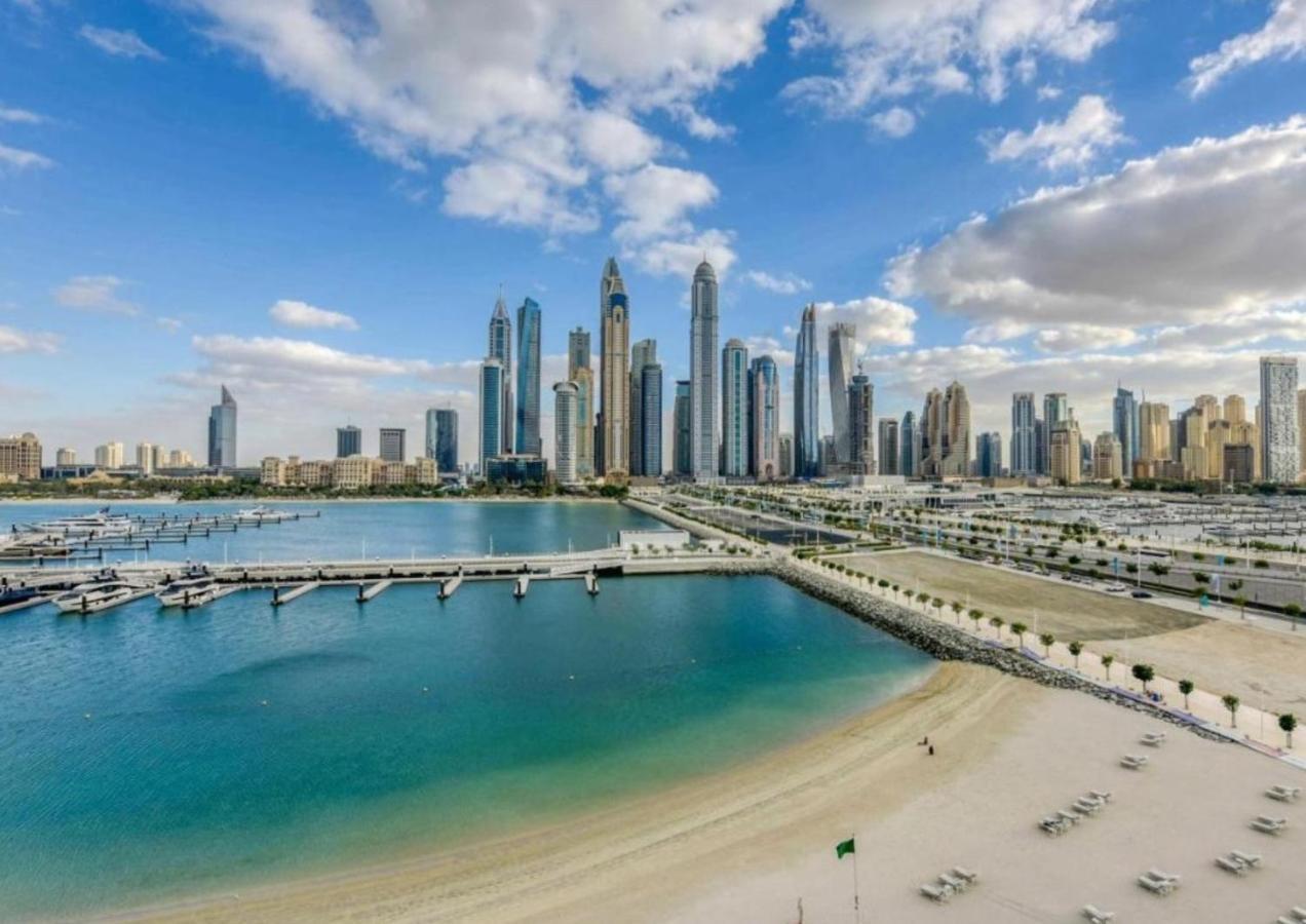 Ultra Luxury Emaar Beachfront - Private Beach And Pool Dubái Exterior foto