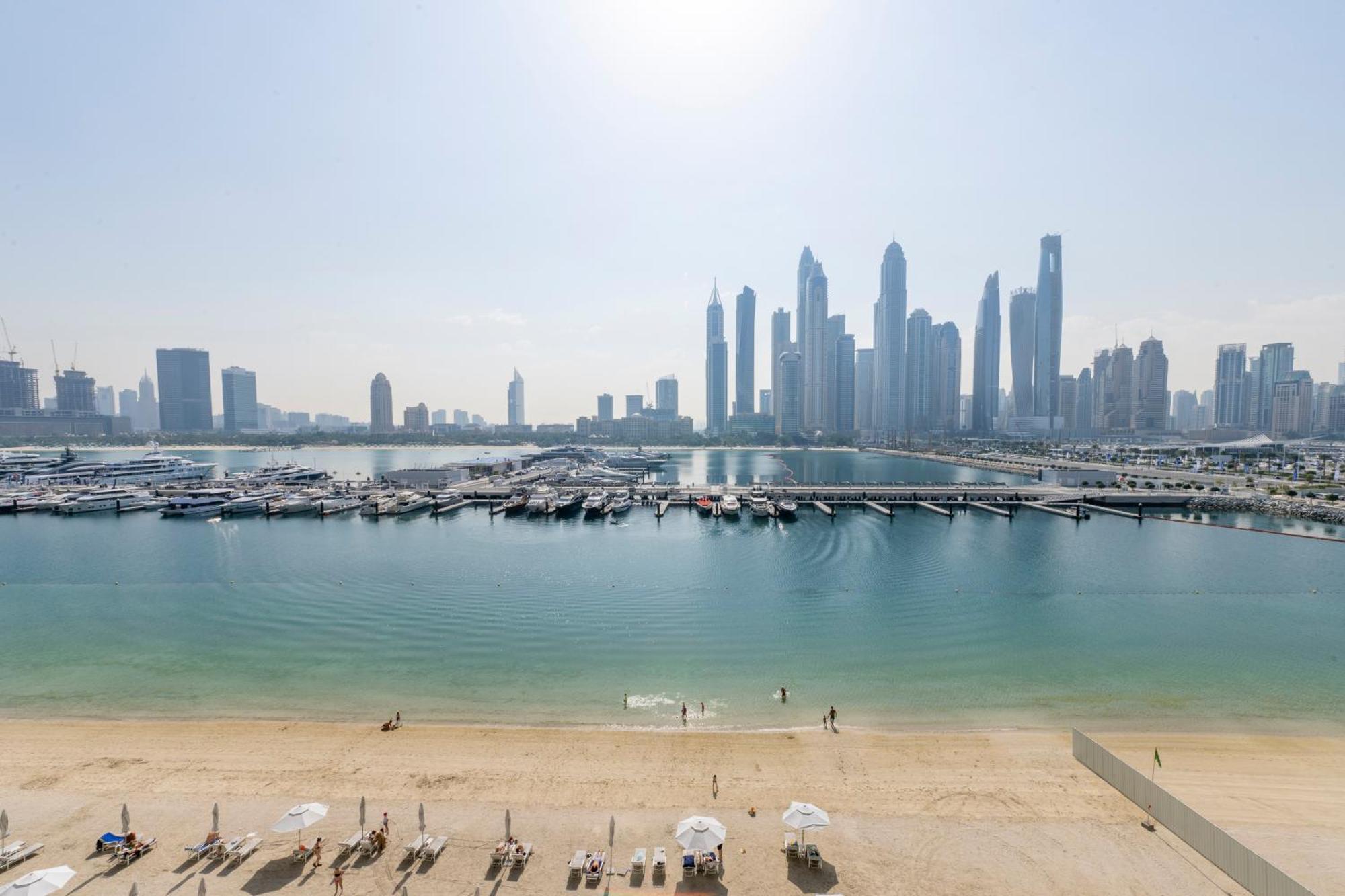 Ultra Luxury Emaar Beachfront - Private Beach And Pool Dubái Exterior foto